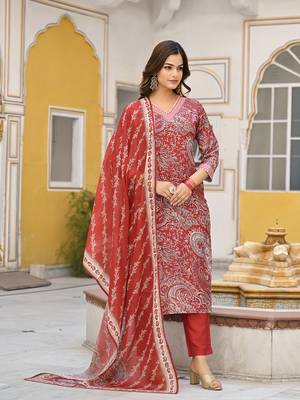 Red Straight Kurta Trousers with Dupatta 2