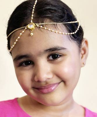 Kundan, pearl headchain- gold 3