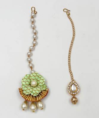 Set of 2 floral gota & kundan maang teekas- light green,gold 1