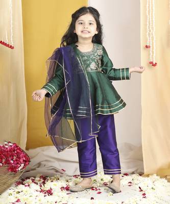 Peplum suit with embroidery on yoke 4