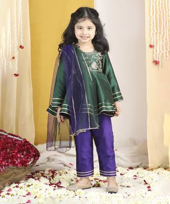 Thread embroidery blouse with cape n lehenga 5