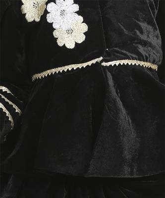 Flattened thread work embroidery on the peplum blouse with gotta detailing on the lehanga 2
