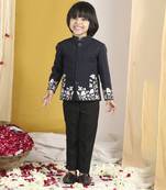 Thread embroidery on sherwani n pants