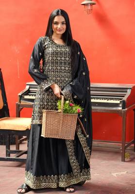 BLACK CHINON PARTY WEAR EMBROIDERY SUIT SET  2