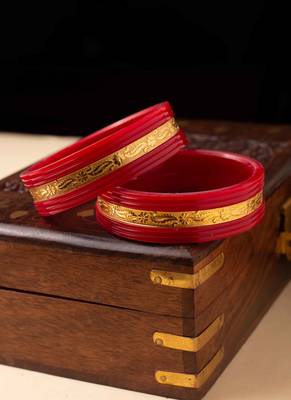 Set of 2 Ceremonial Red Gold Kundan Bangles 2