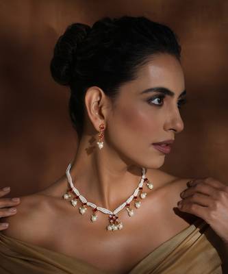 Red gold kundan necklace set 2