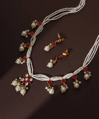 Red gold kundan necklace set 5