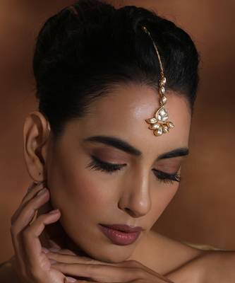 Gold kundan maang tikka 1
