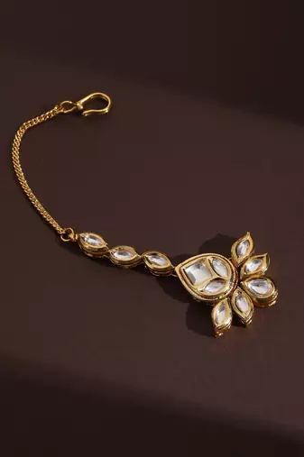 Gold kundan maang tikka