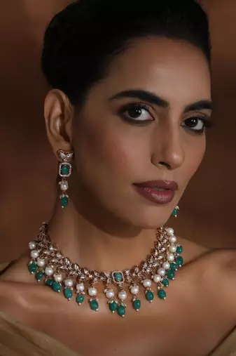 Green polki necklace set