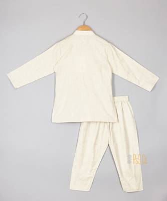 Off white flax embroidered kurta pyjama 2