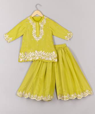 Lime green zari and moti embroidered kurta and pant set 1