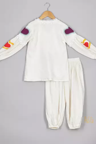 Off-white applique kurta and pant set