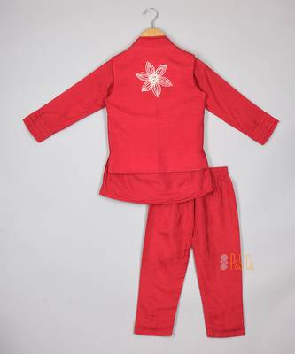 Kurta with flower embroidered open jacket with pyjama 2