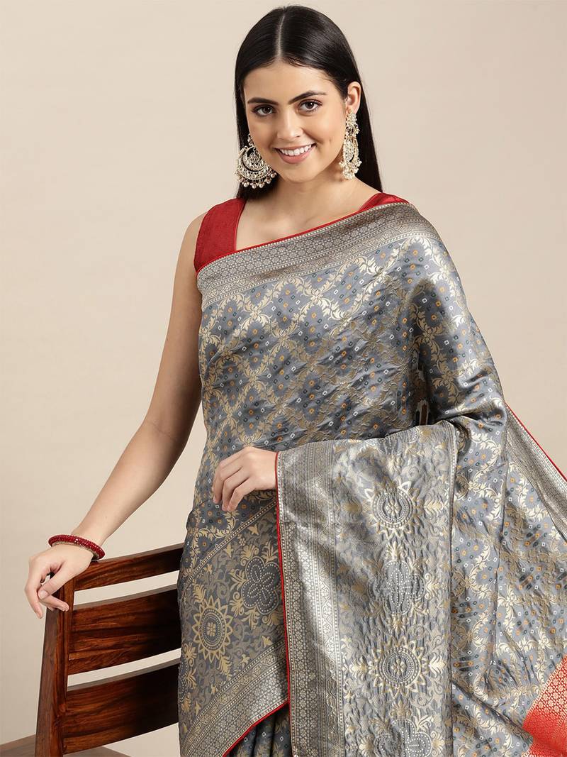 Grey jacquard cotton silk blend banarasi bandhani Saree