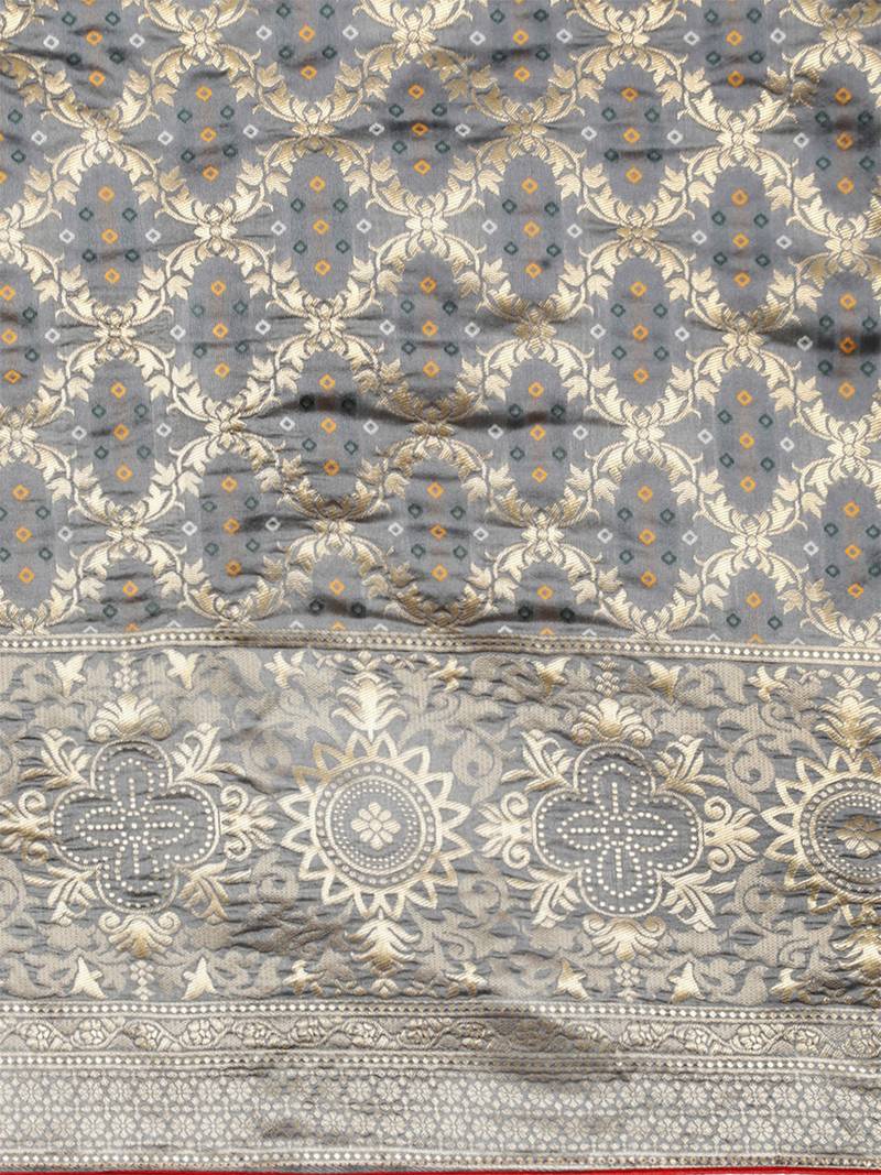 Grey jacquard cotton silk blend banarasi bandhani Saree