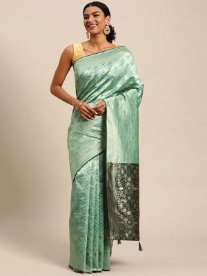 Pista green jacquard cotton silk blend banarasi bandhani saree 3