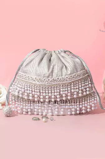 Sia pearl silver potli