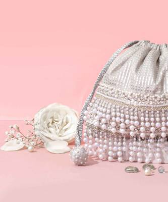 Sia pearl silver potli 3
