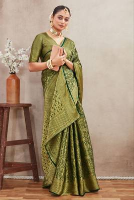 Green royal brocade mysore silk saree with zari weaving 5