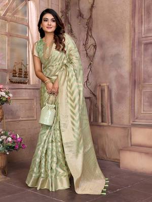 Green woven organza silk saree with blouse piece 4