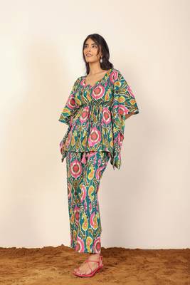 Green and multicolor floral two piece set kaftan style co-ord set 4