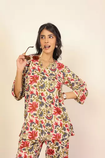 Multicolor floral print two piece sets short kurta style co-ord set
