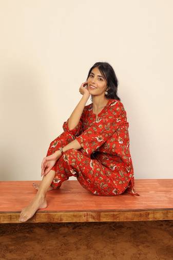Red multicolor floral print two piece sets short kurta style co-ord set