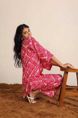 Red and white geometric two piece set co-ord set 5