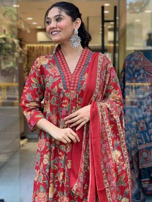 Red Beautiful Cotton Flower Printed Neckline Worked Kurta And Palazzo With Cotton Dupatta 2