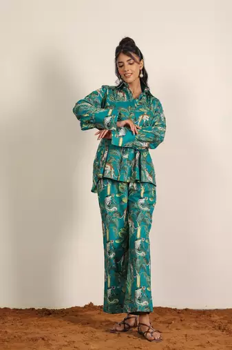 Green and multicolor cotton coastal print back tie shirt with pant co-ord set