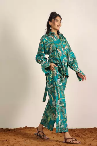 Green and multicolor cotton coastal print back tie shirt with pant co-ord set