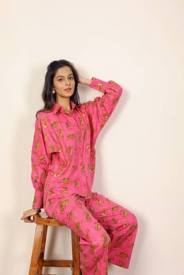 Pink and multicolor tiger print co-ord sets 4