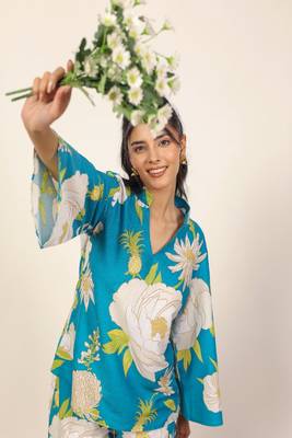 Sky blue and multicolor floral print with v-neck kurta style cotton co-ord set 4