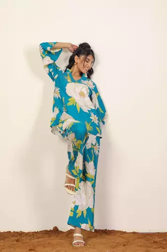 Sky blue and multicolor floral print with v-neck kurta style cotton co-ord set