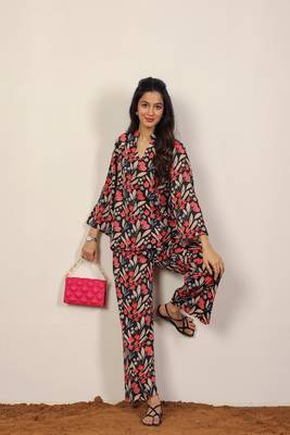 Multicolor floral print with v-neck kurta style cotton co-ord set 3