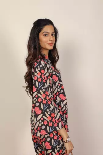Multicolor floral print with v-neck kurta style cotton co-ord set