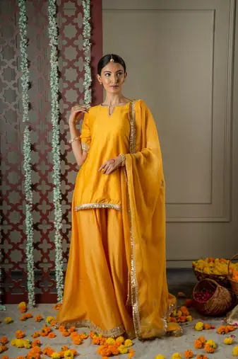 Hoor sharara set with embroidered dupatta (set of 3)