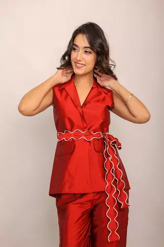 Marron red solid top with waist tie up belt