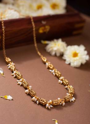 Golden pearl necklace set 2