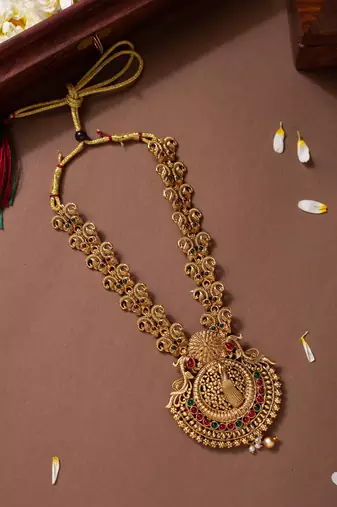 Divine bridal haram set