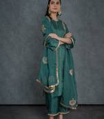 Heena suit set with embroidered dupatta (set of 3)