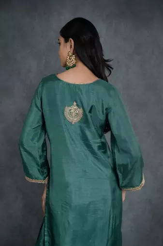 Heena suit set with embroidered dupatta (set of 3)
