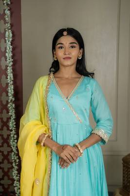 Alina anarkali set with embroidered dupatta and sharara (set of 3) 2