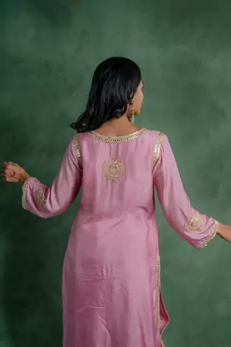 Gulbahaar suit set with embroidered dupatta (set of 3)