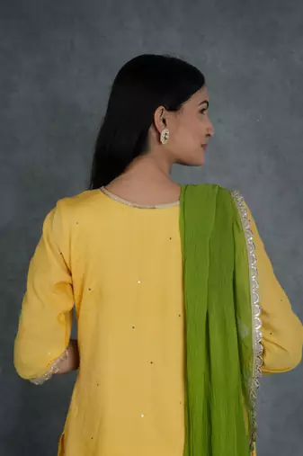 Inaayat embroidered suit set with dupatta (set of 3)