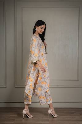 Beige printed co-ord set with coin detailing (set of 2) 5