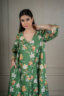 Green printed co-ord set with coin detailing (set of 2) 2