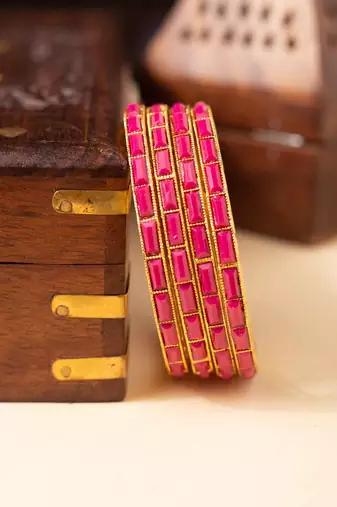 Blush simplicity gold-plated bangles