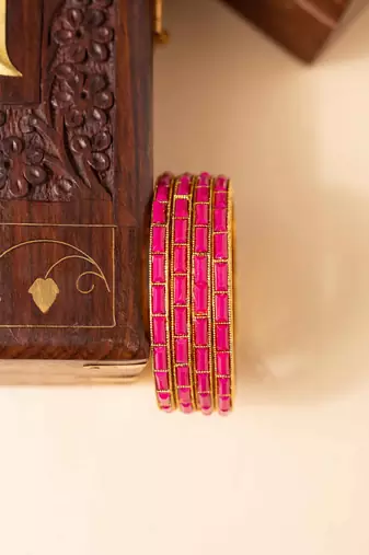 Blush simplicity gold-plated bangles